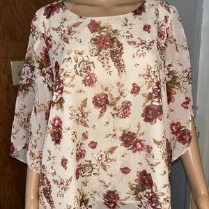 Floral Split-Sleeve Blouse in Cream and Burgundy